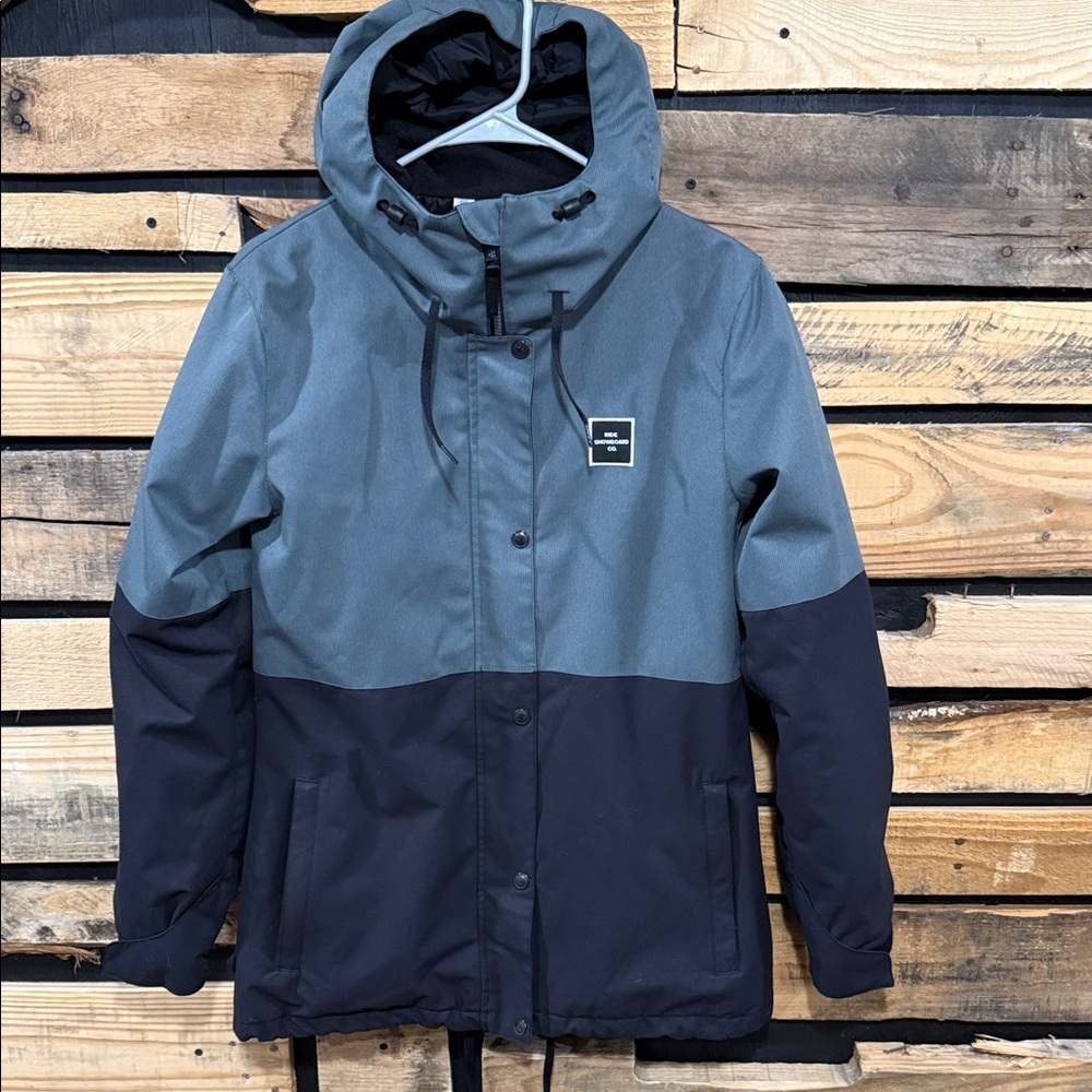 RIDE Snowboard Co.‎ Men's HAWTHORNE Hooded
Snow Jacket Gray/Black Size Medium